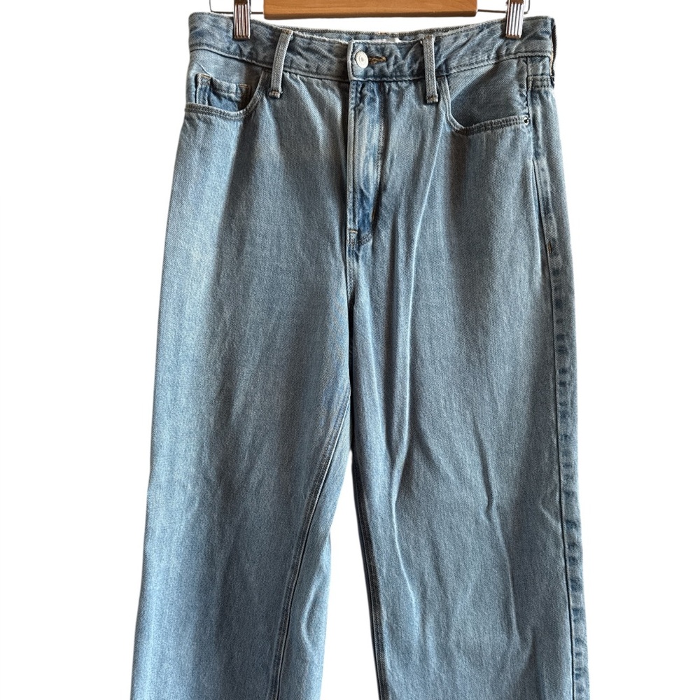 Old Navy Women’s Wide Leg‎ High Rise Light Wash Denim Jeans Size 8 Tall